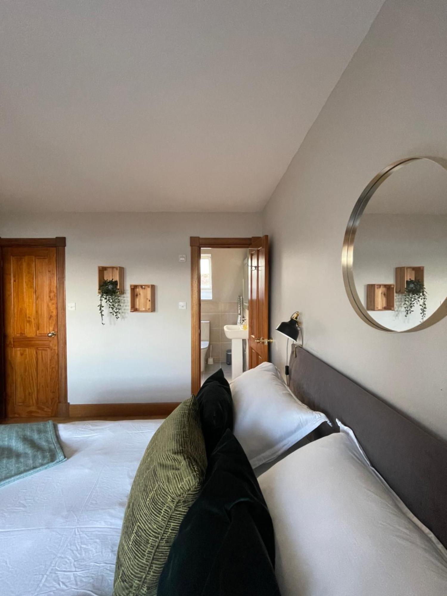 Head In The Skye - Healabhal Cottage Ose エクステリア 写真