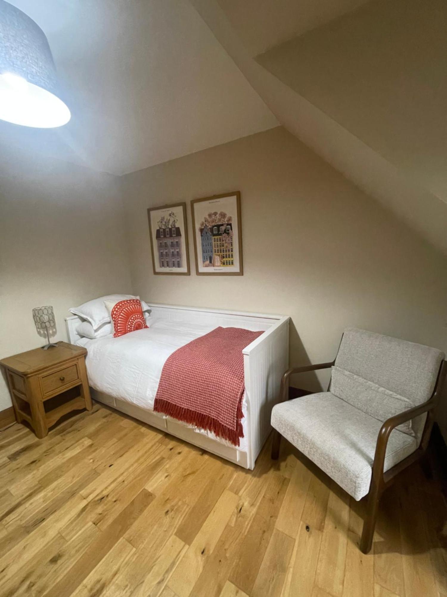 Head In The Skye - Healabhal Cottage Ose エクステリア 写真